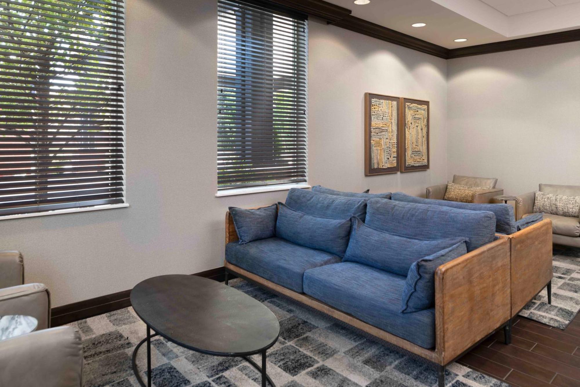 Hampton Inn Lewiston-Auburn מראה חיצוני תמונה