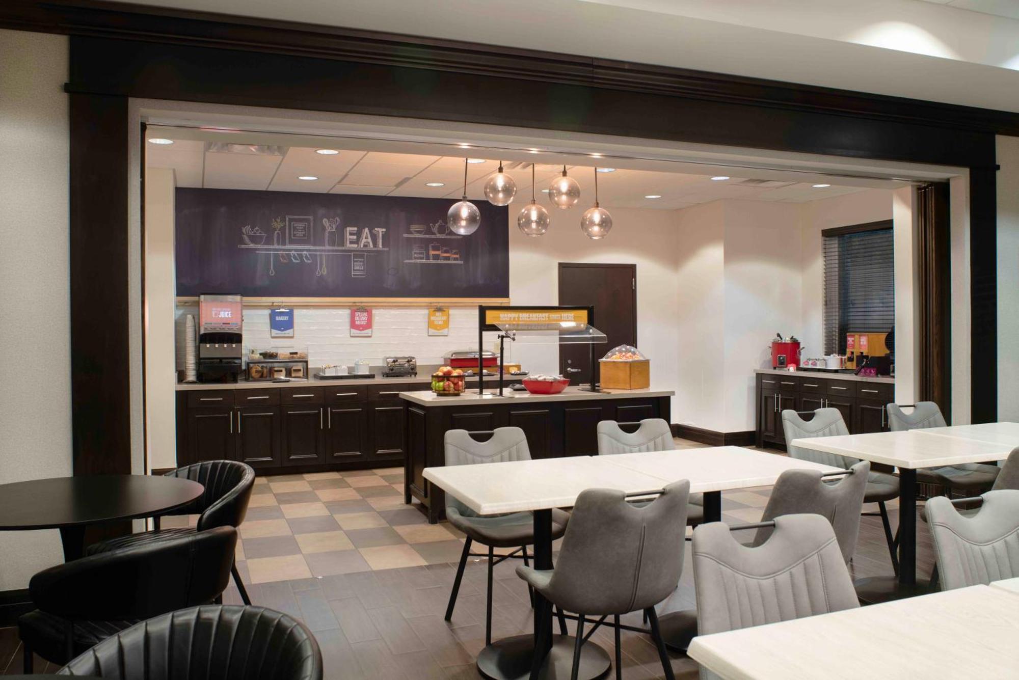 Hampton Inn Lewiston-Auburn מראה חיצוני תמונה