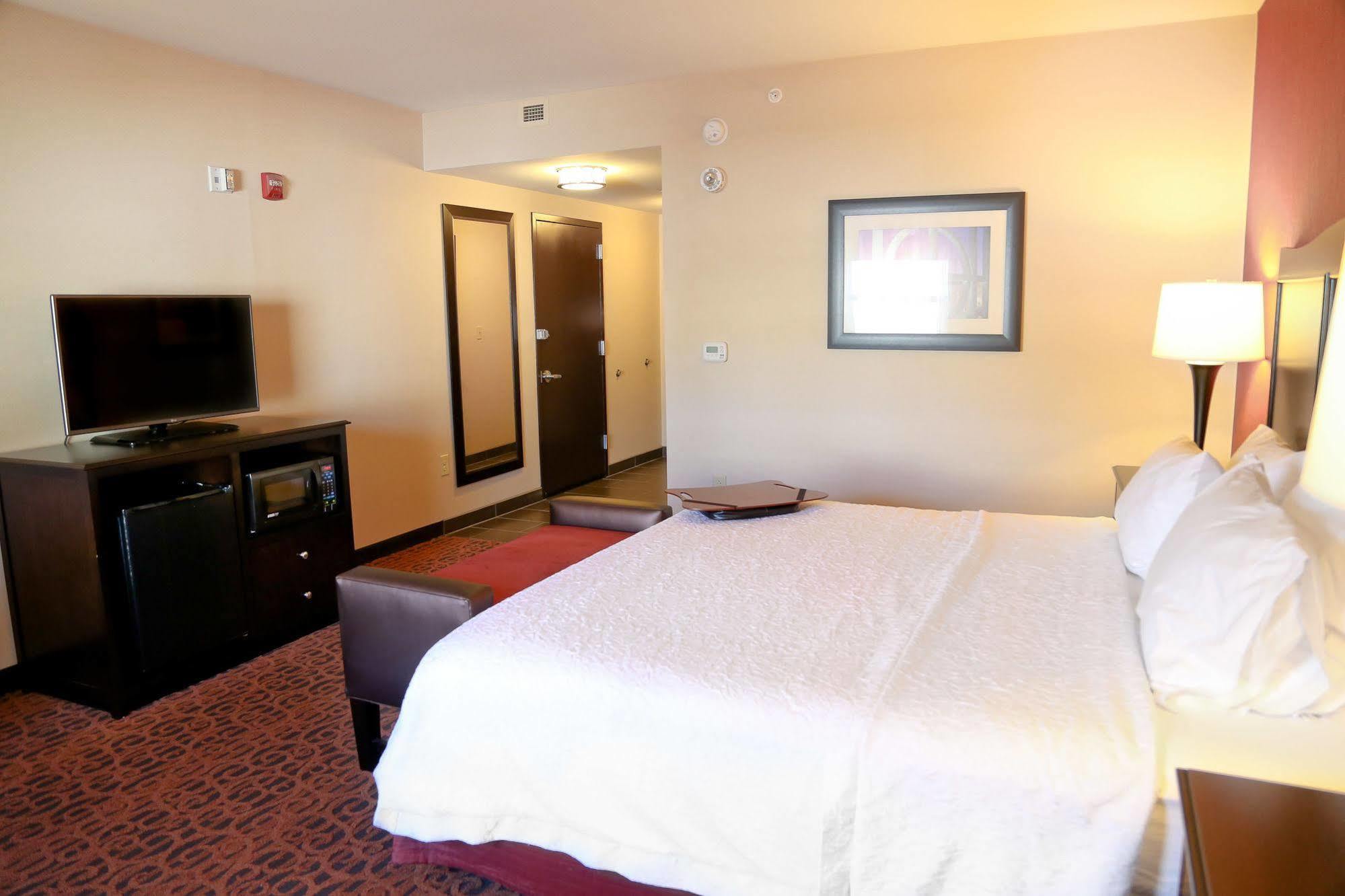 Hampton Inn Lewiston-Auburn מראה חיצוני תמונה